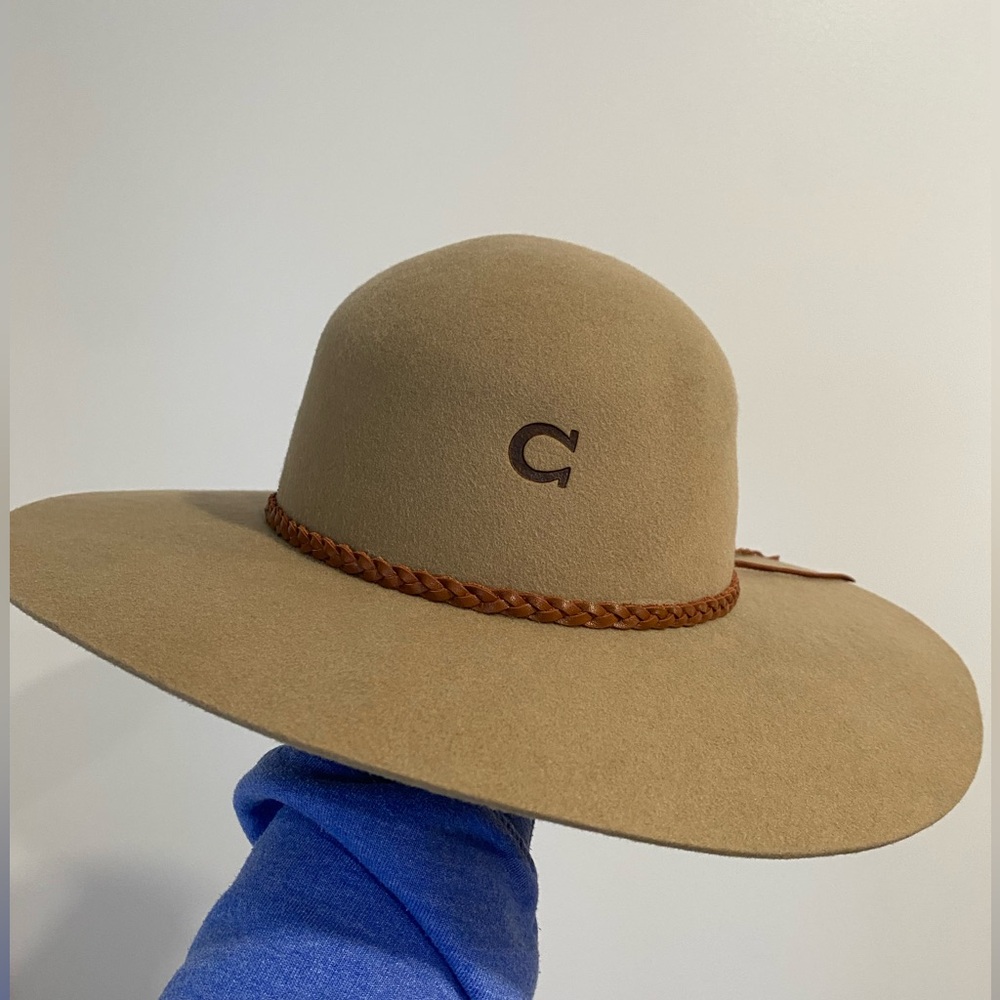 Charlie 1 Horse Hat -M